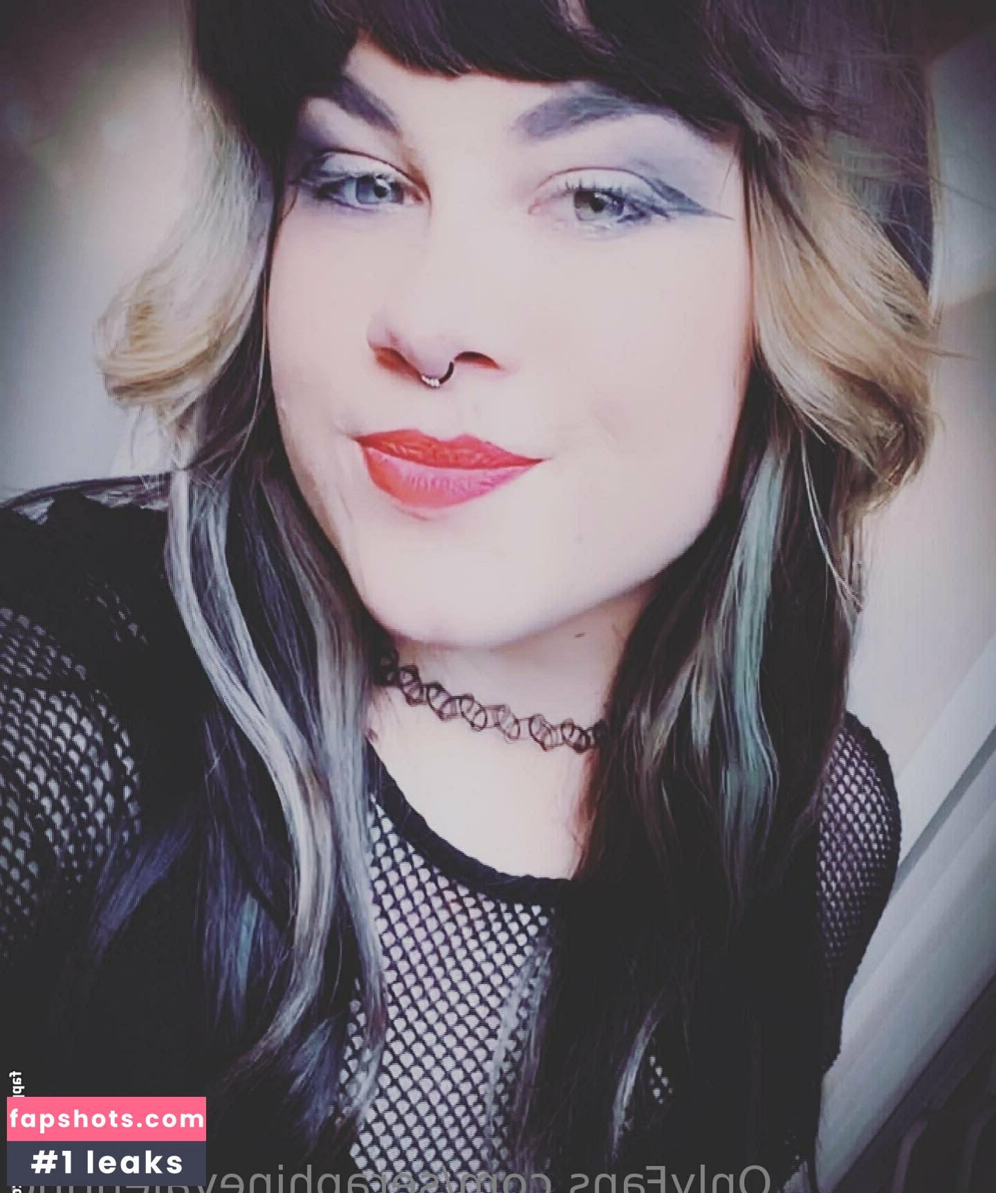 seraphinevalentino gallery photo #2