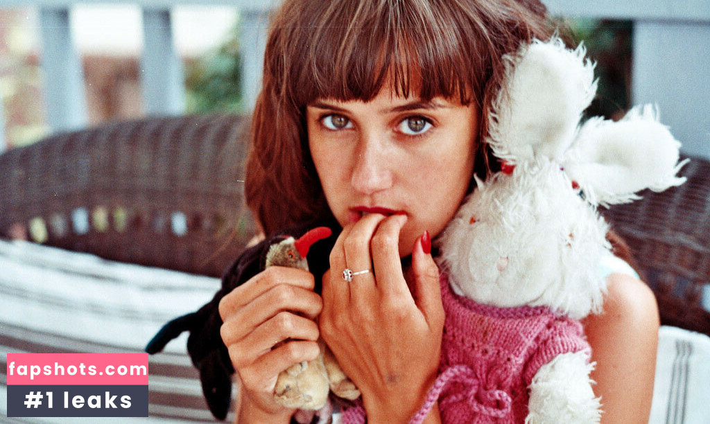 Seren Gibson gallery photo #49