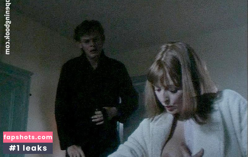 Serena Gordon Nude Leaks OnlyFans Photos #2 - LeakJerk