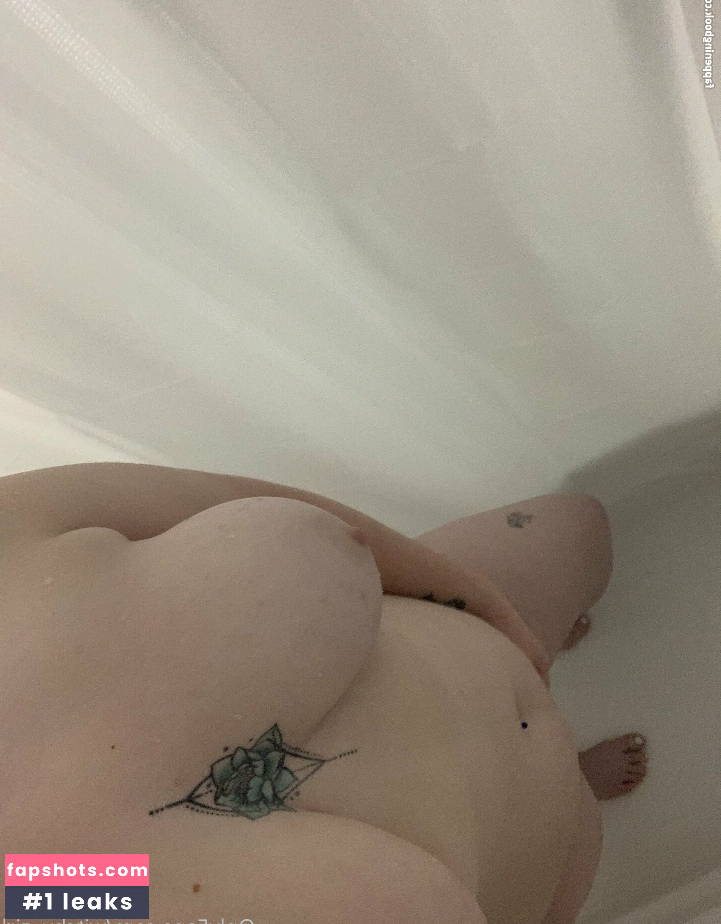 serena_king gallery photo #4