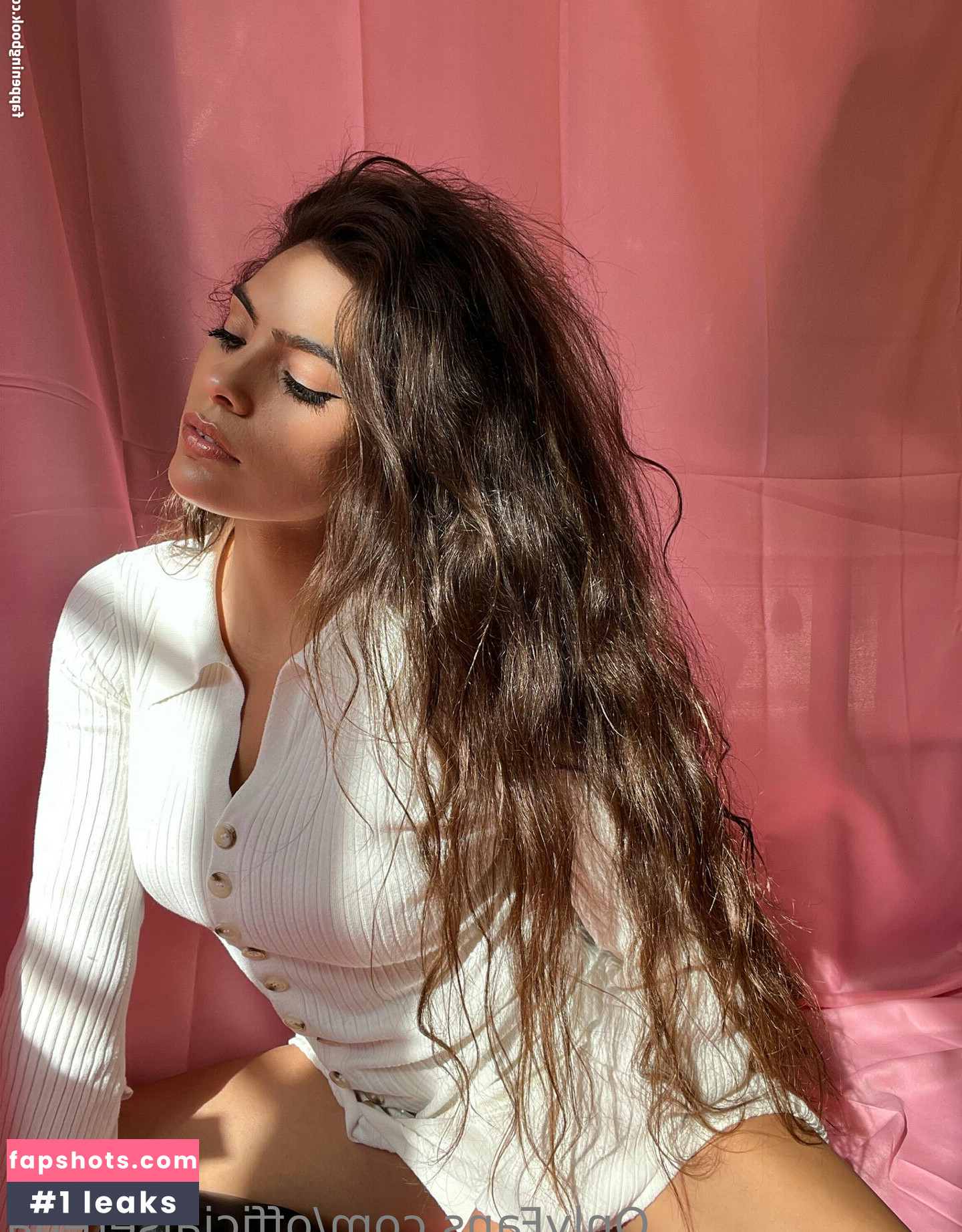 Serena Muniz Nude Leaks OnlyFans Photos #2 - LeakJerk