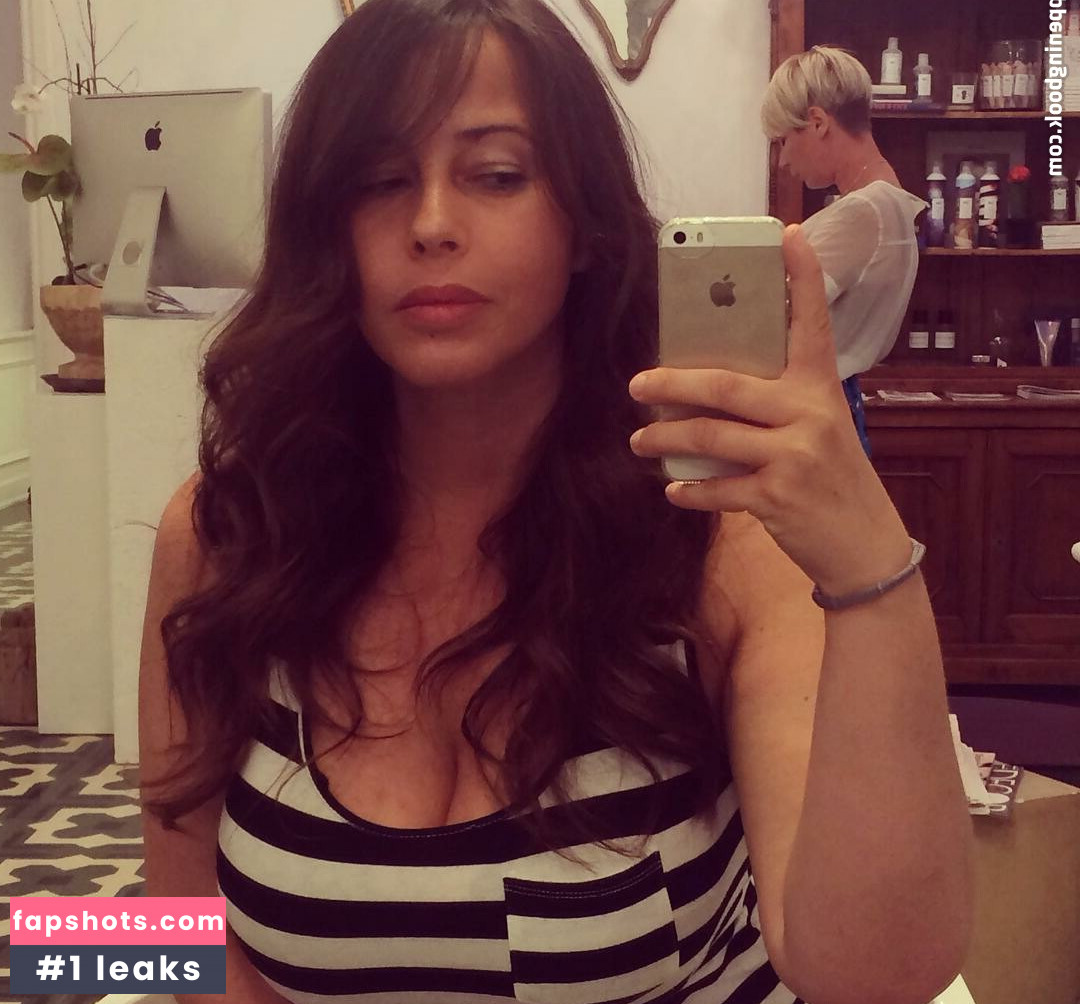 Serena Roberti gallery photo #16