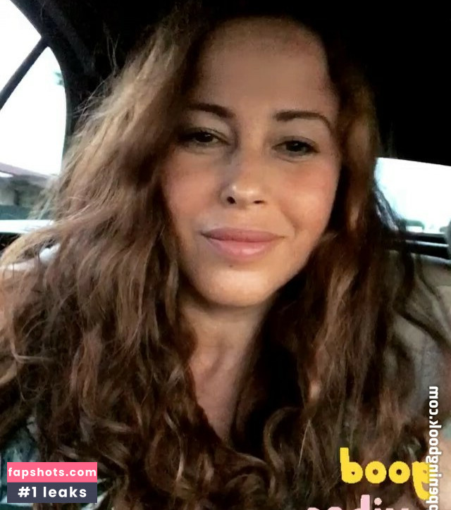 Serena Roberti gallery photo #17