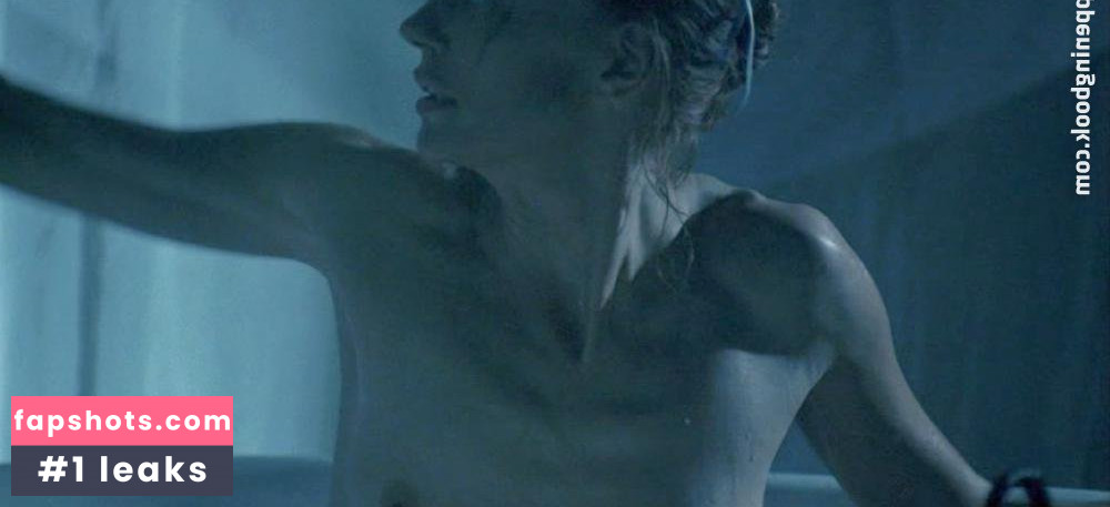 Serena Scott Thomas gallery photo #25