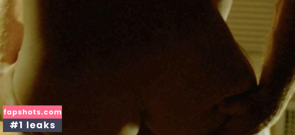 Serena Scott Thomas gallery photo #26