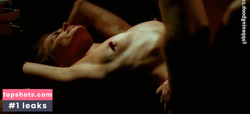 Serena Scott Thomas nude babe gallery