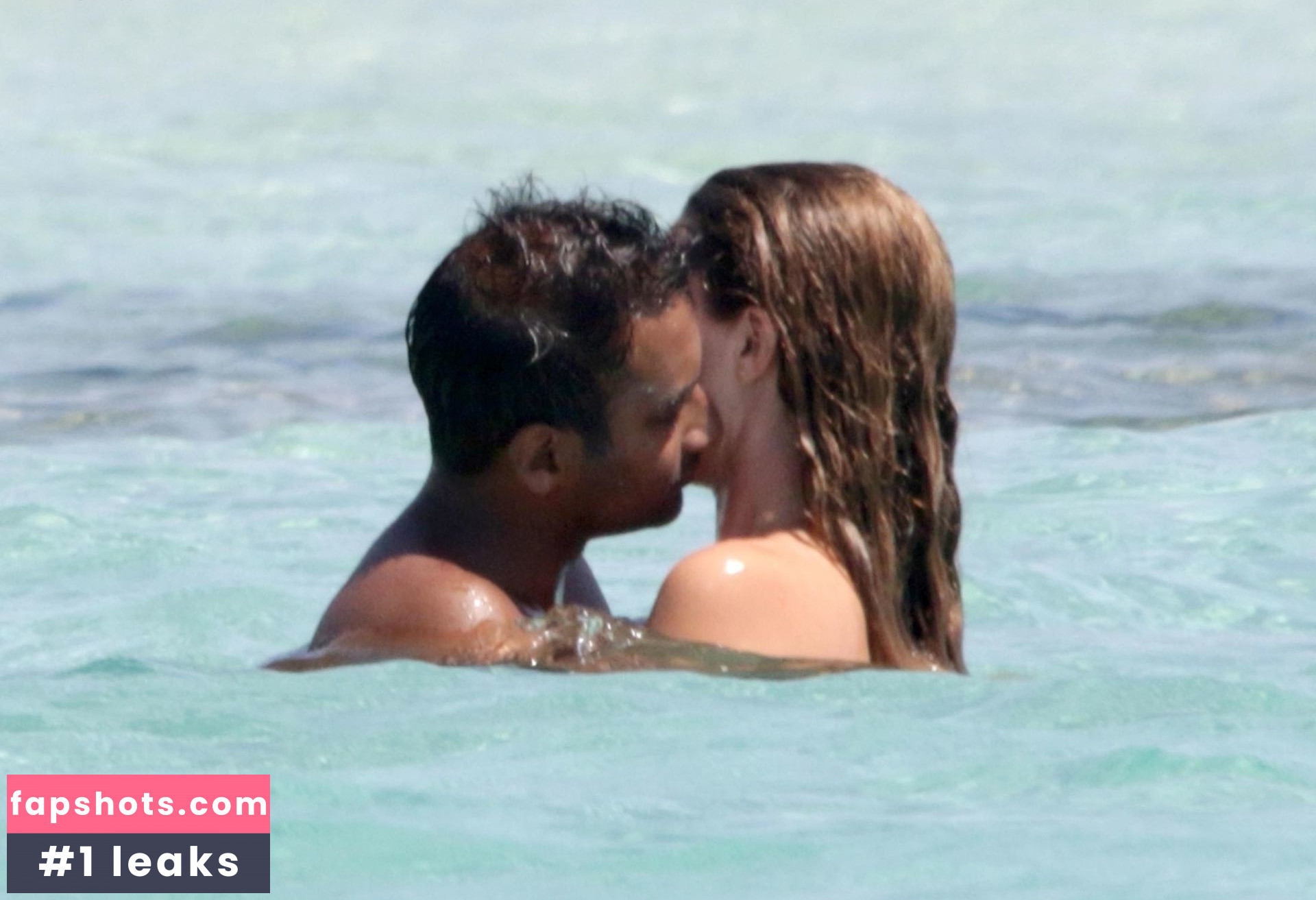 Serena Skov Campbell gallery photo #16