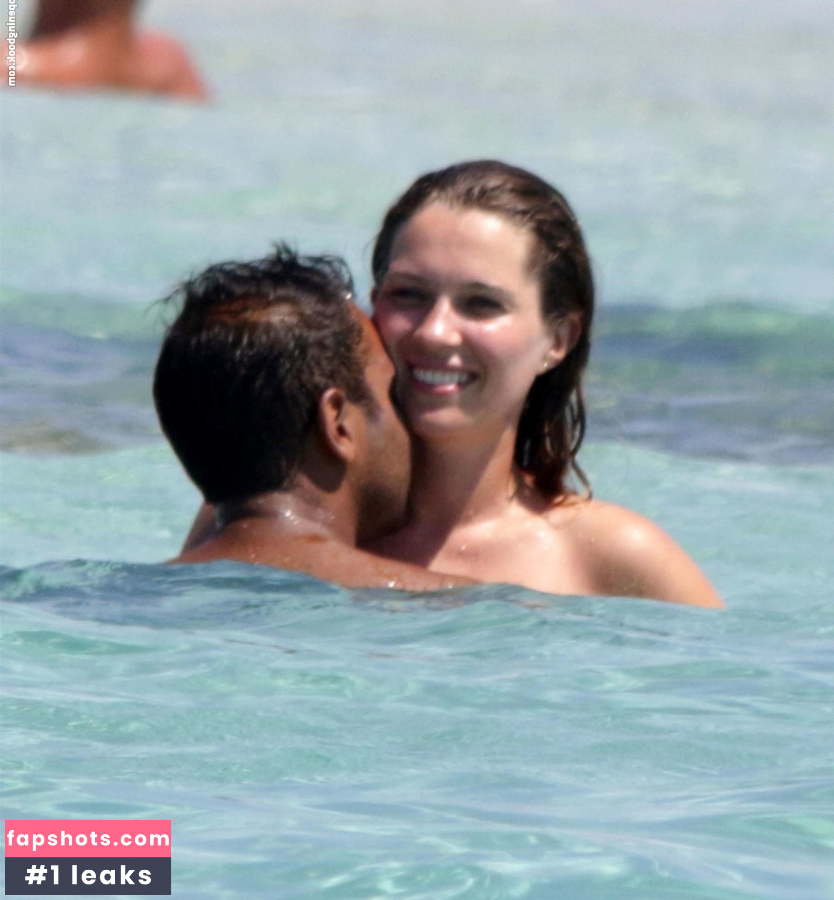 Serena Skov Campbell gallery photo #22