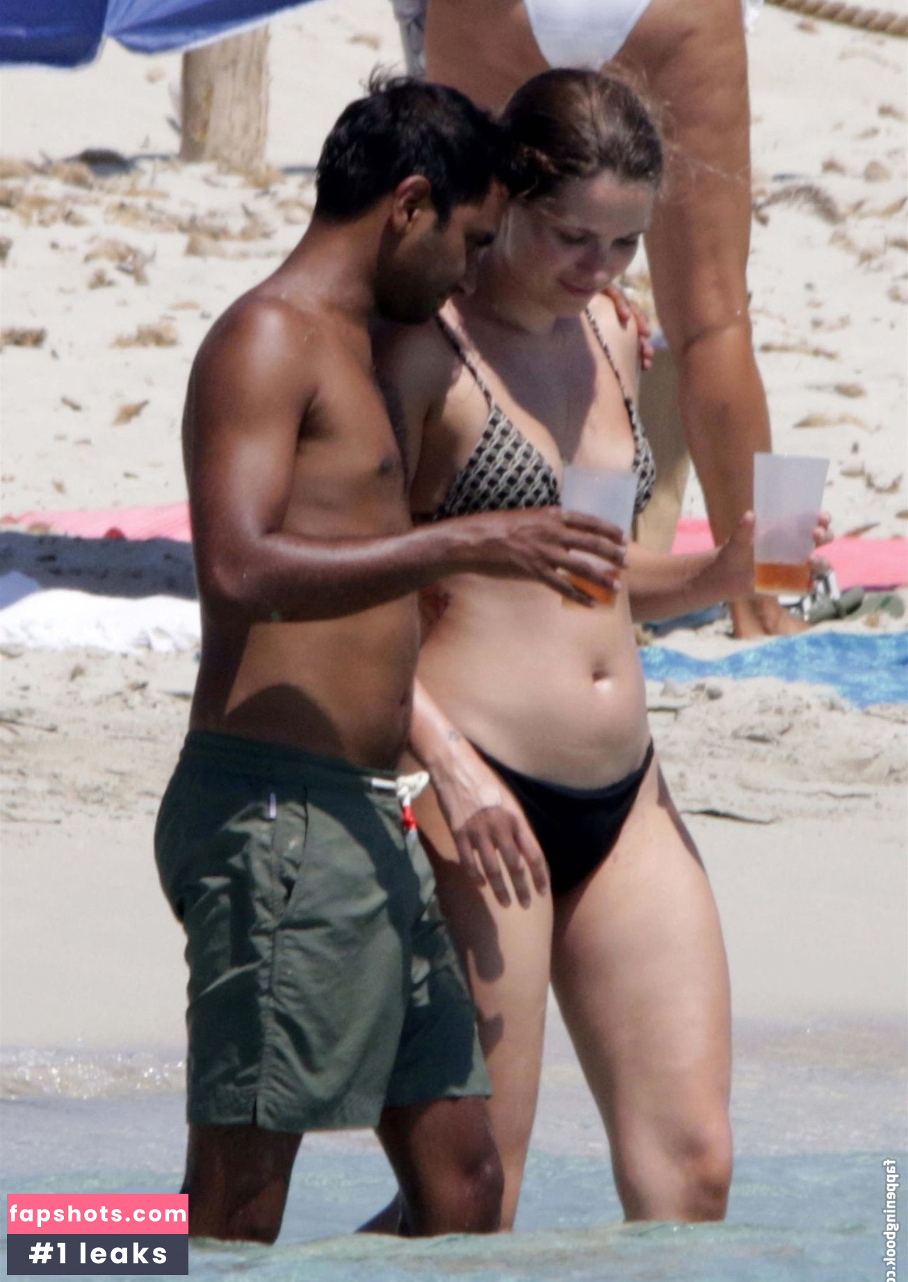 Serena Skov Campbell gallery photo #26