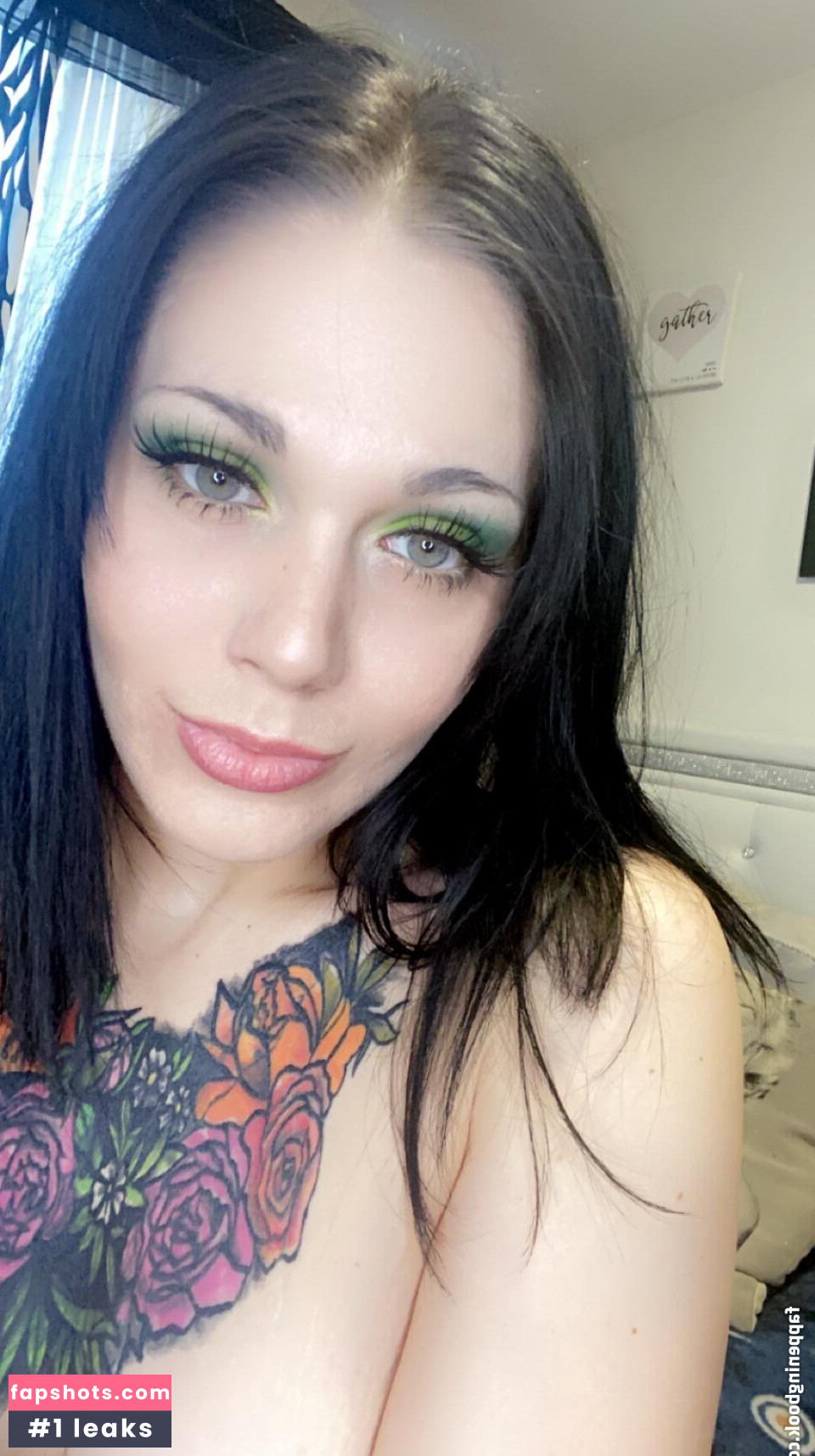 Serenity Smith gallery photo #2