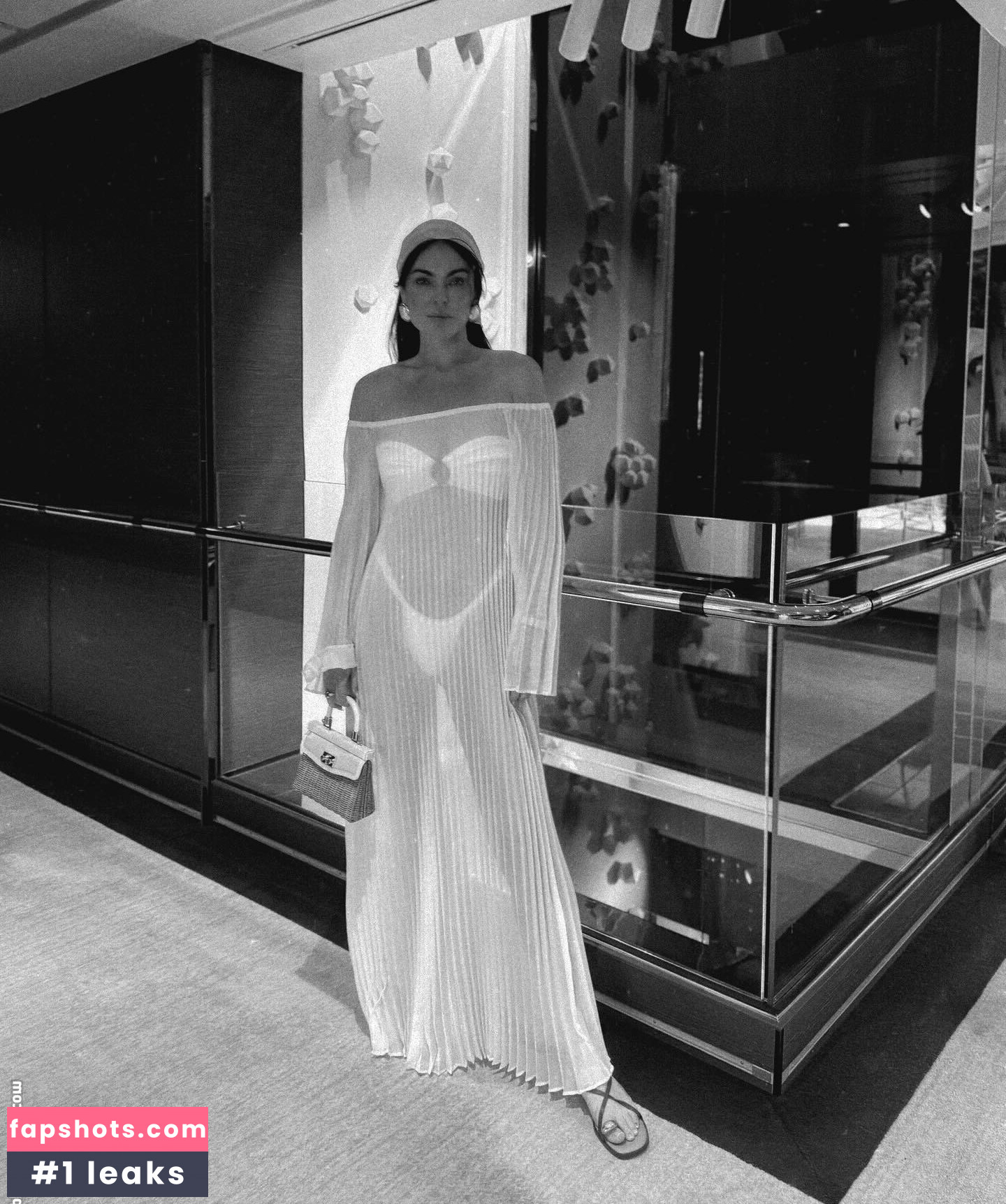 Serinda Swan Nude Leaks OnlyFans Photos #29 - LeakJerk