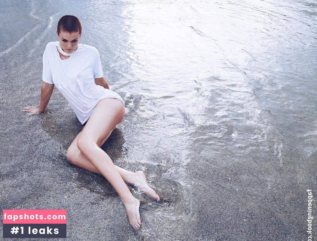 Serinda Swan Nude Leaks OnlyFans Photos #512 - LeakJerk