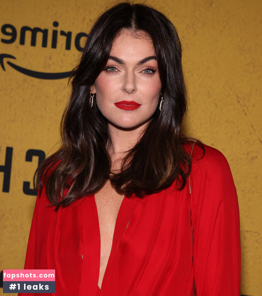 Serinda Swan gallery photo #470