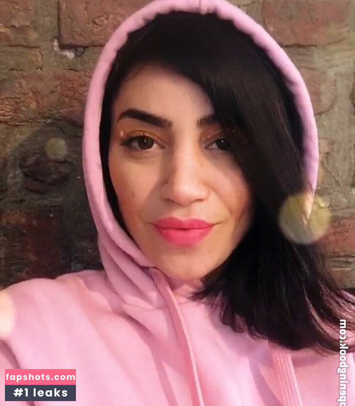 Serpil Cansz gallery photo #3