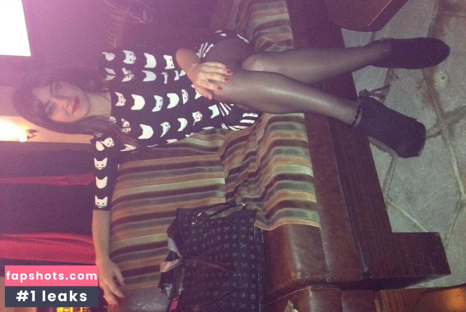 Serpil Cansz gallery photo #22