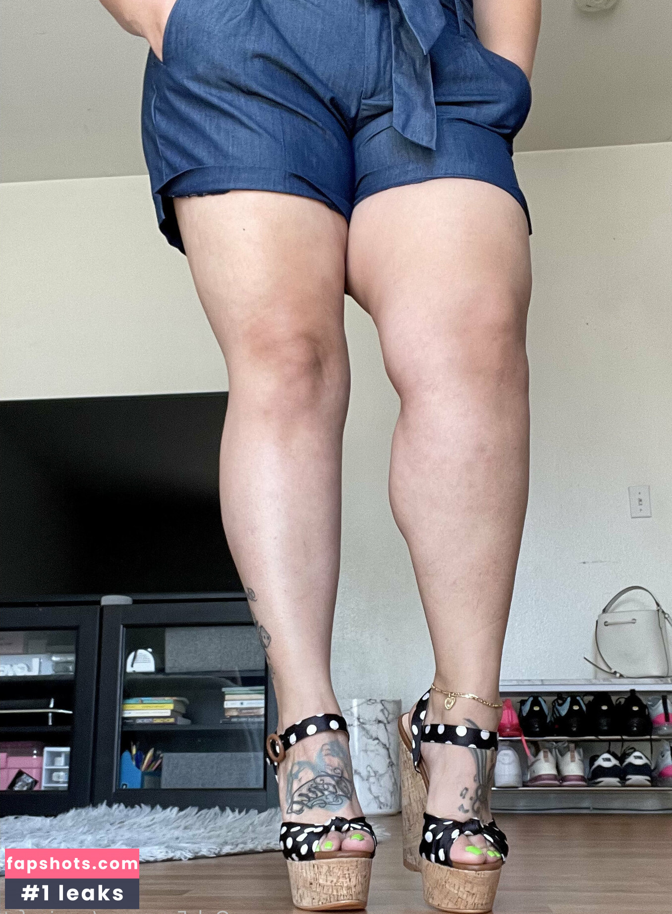 servingfet gallery photo #9