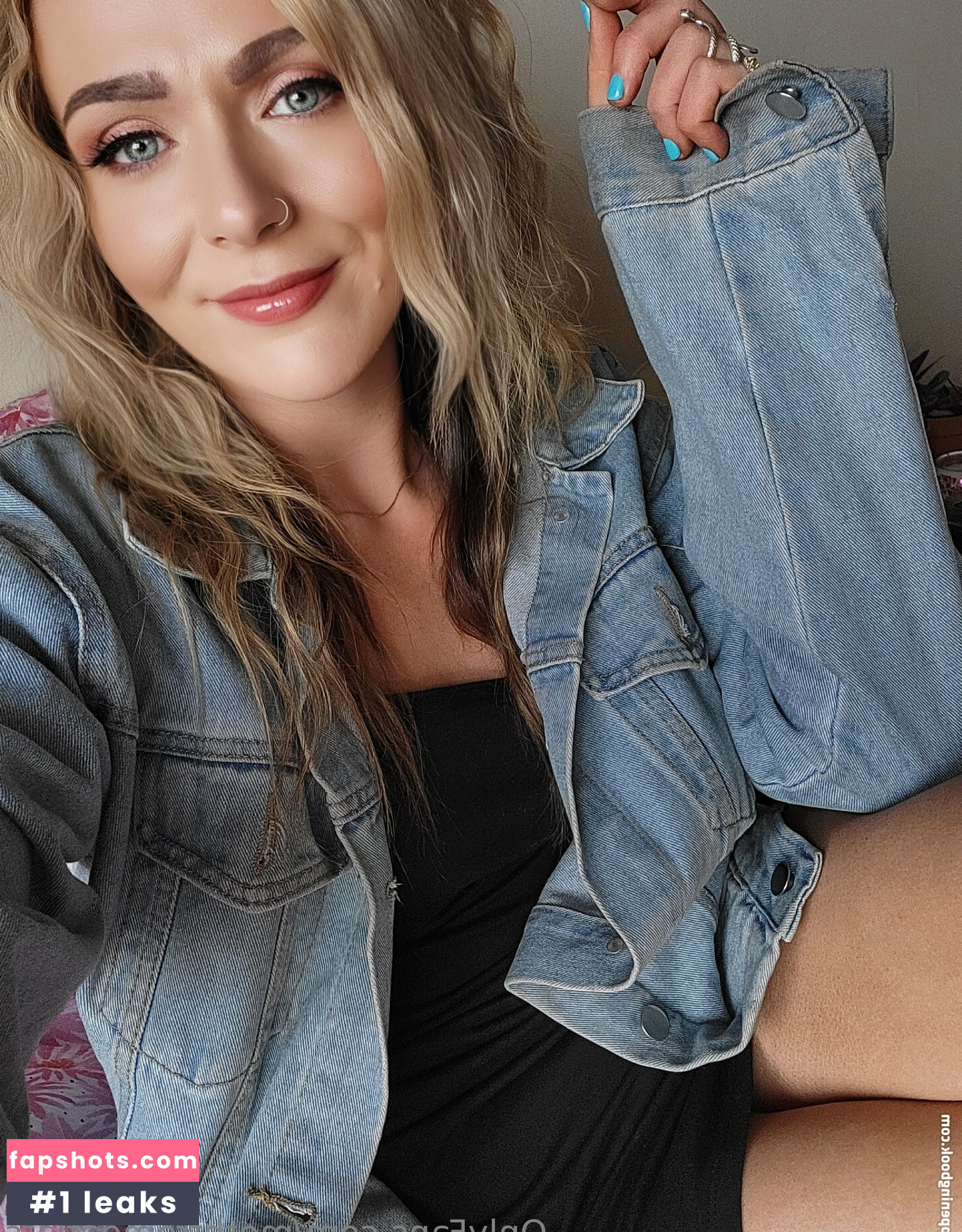 Session Moth Martina gallery photo #11