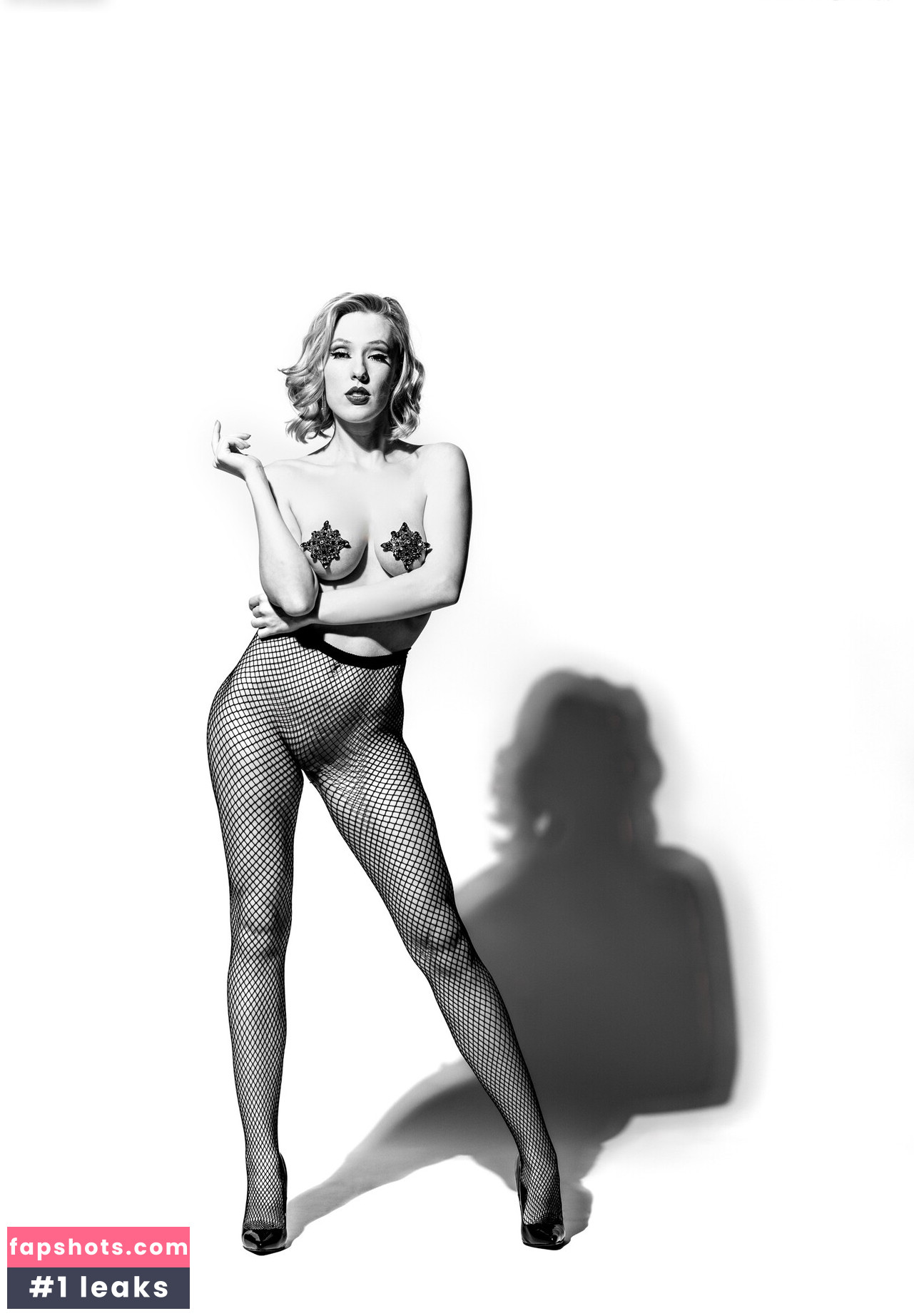 Setty Mois gallery photo #2