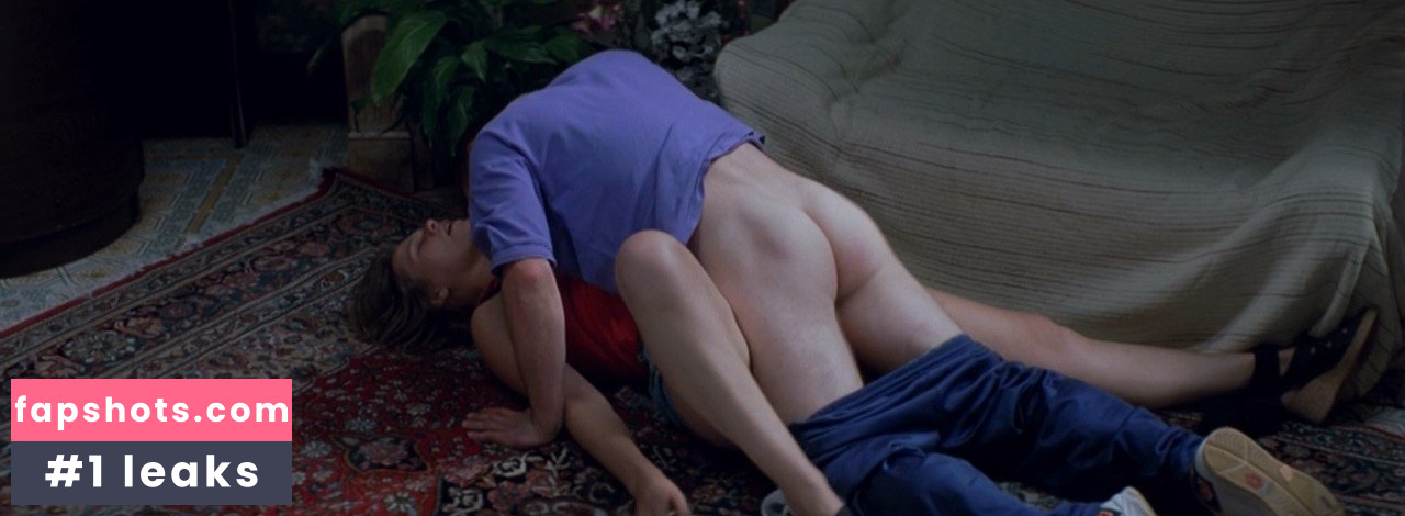 Séverine Caneele nude babe gallery