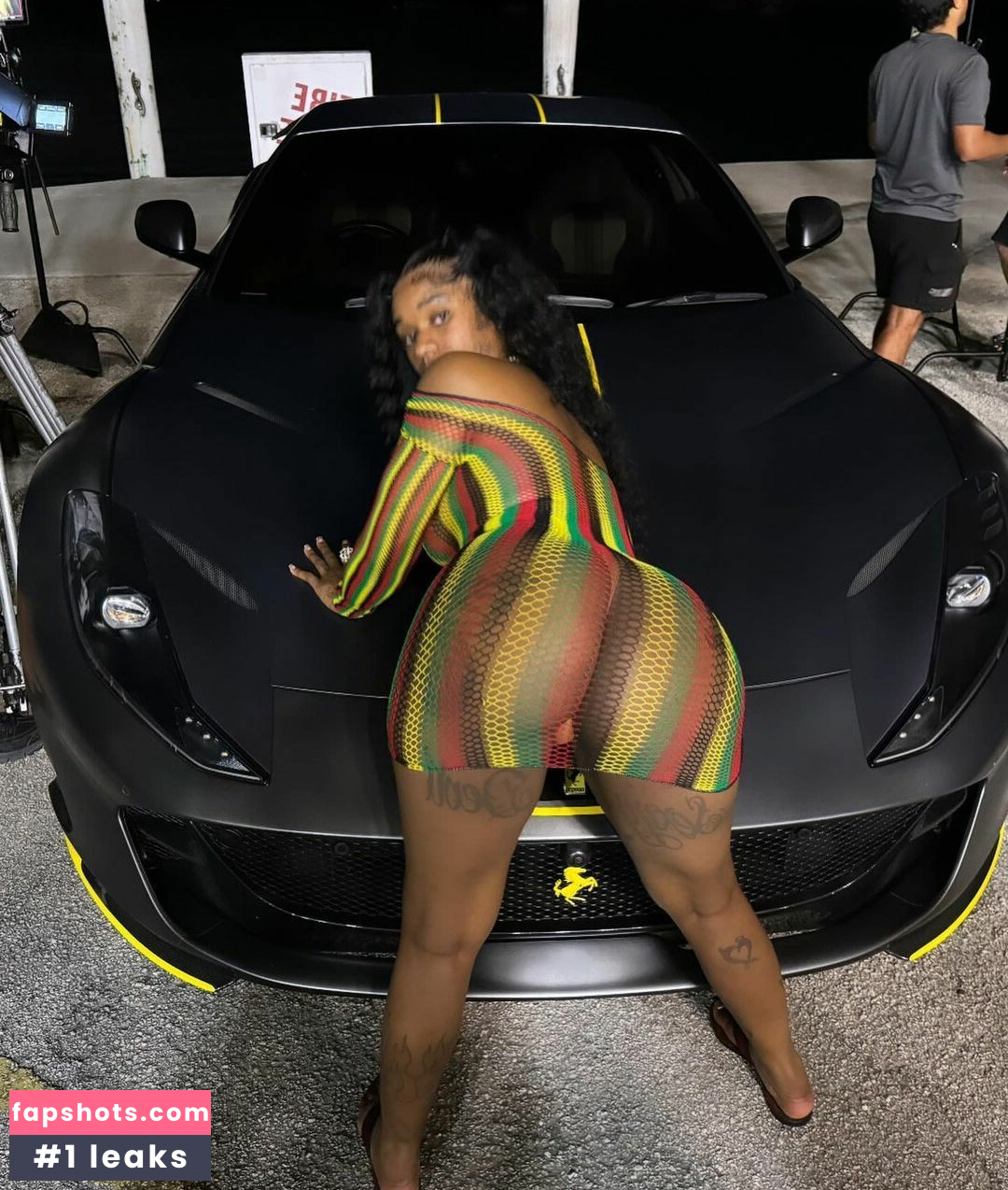 Sexxy Red gallery photo #3