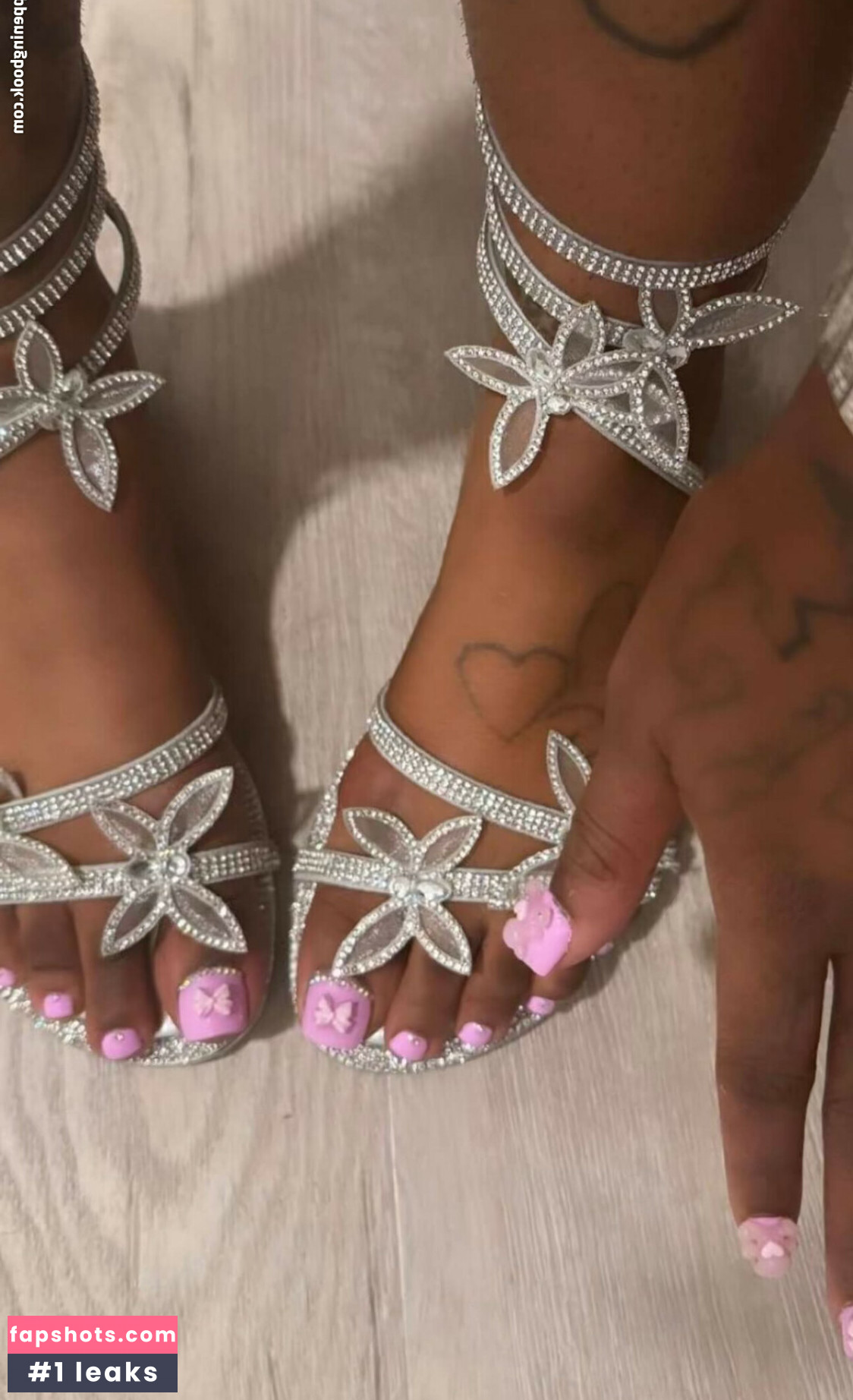 Sexxy Red gallery photo #8