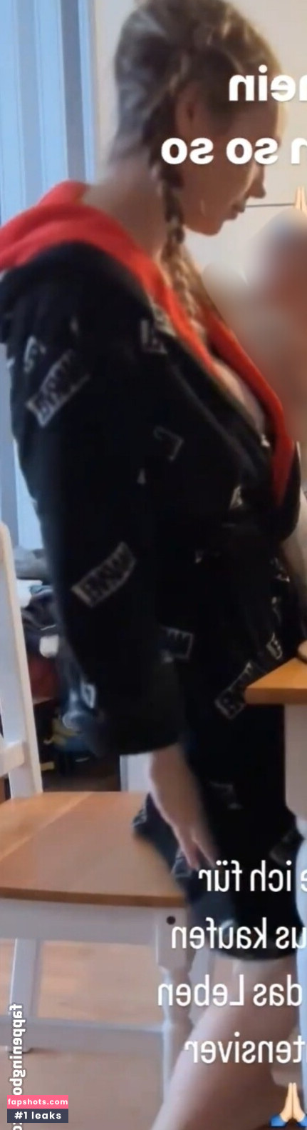 Sexy Julia gallery photo #16