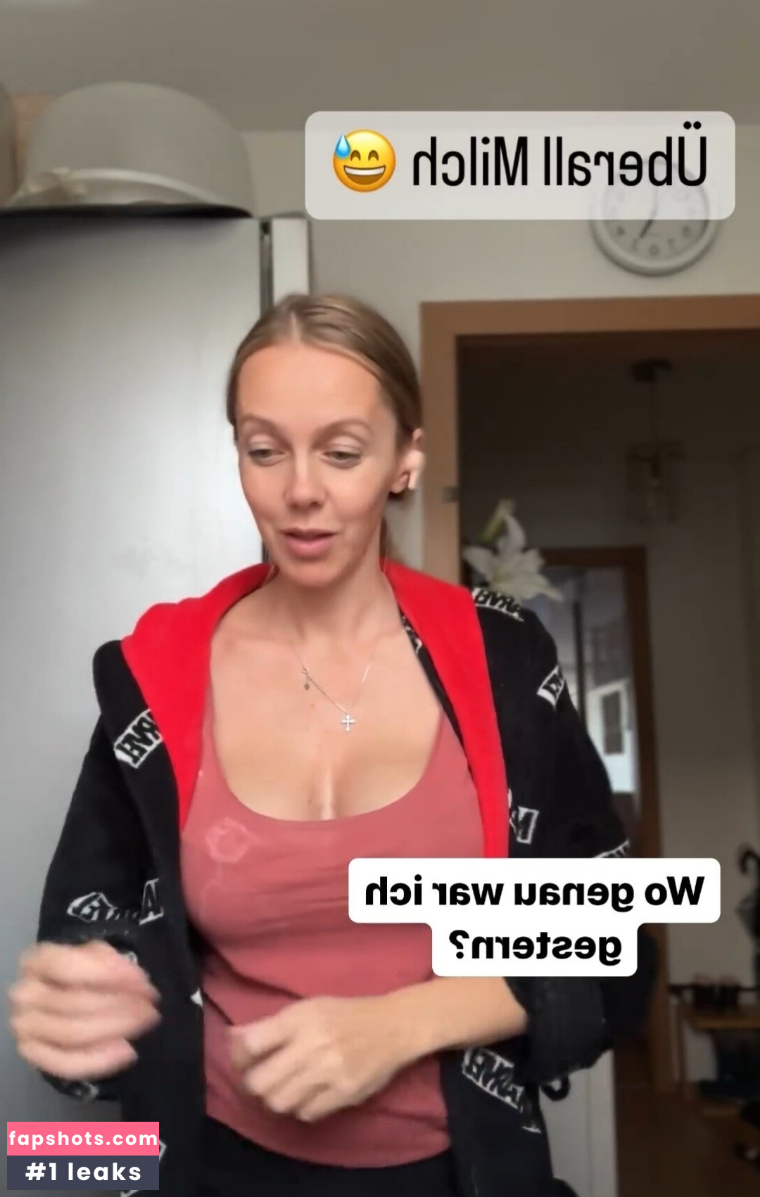 Sexy Julia gallery photo #33