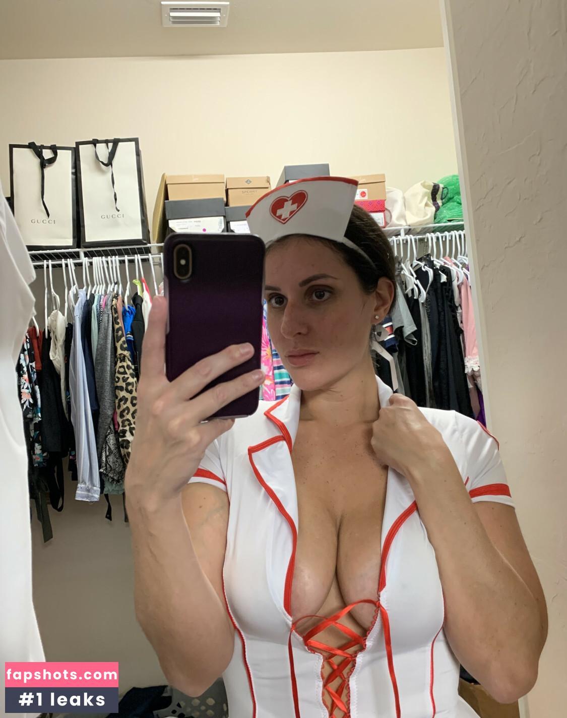 Sexy Wife gallery photo #36