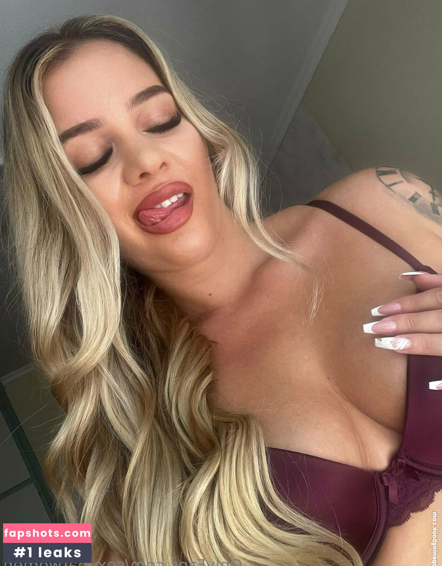 sexybatwomen gallery photo #26