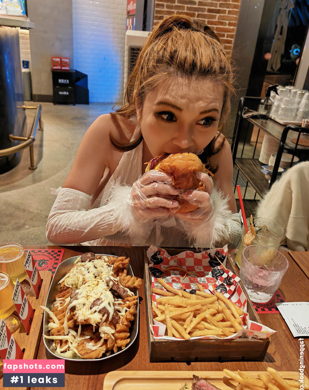 SexyCyborg gallery photo #65