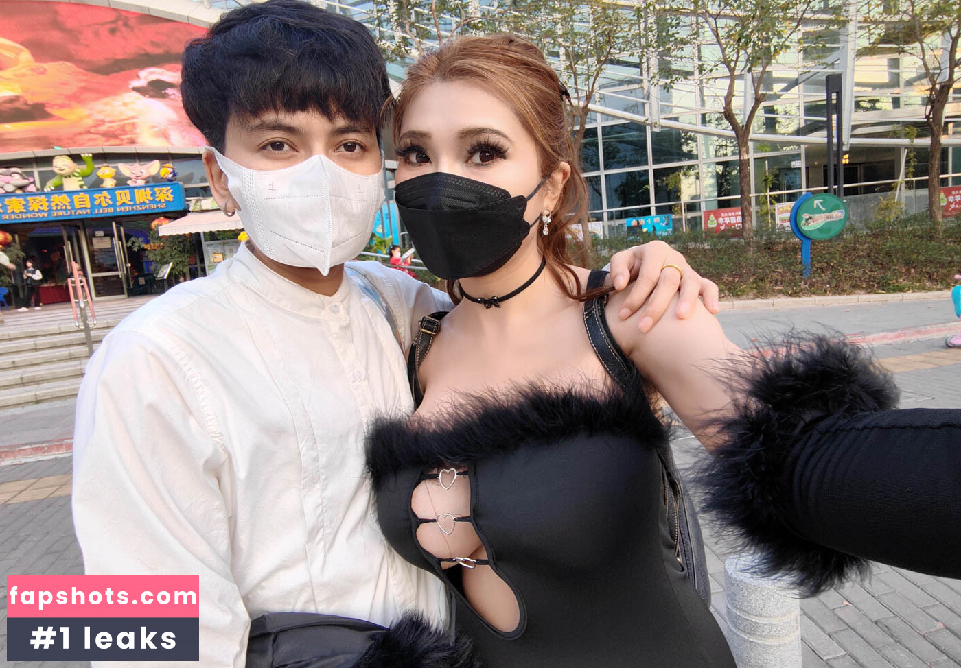 SexyCyborg gallery photo #9