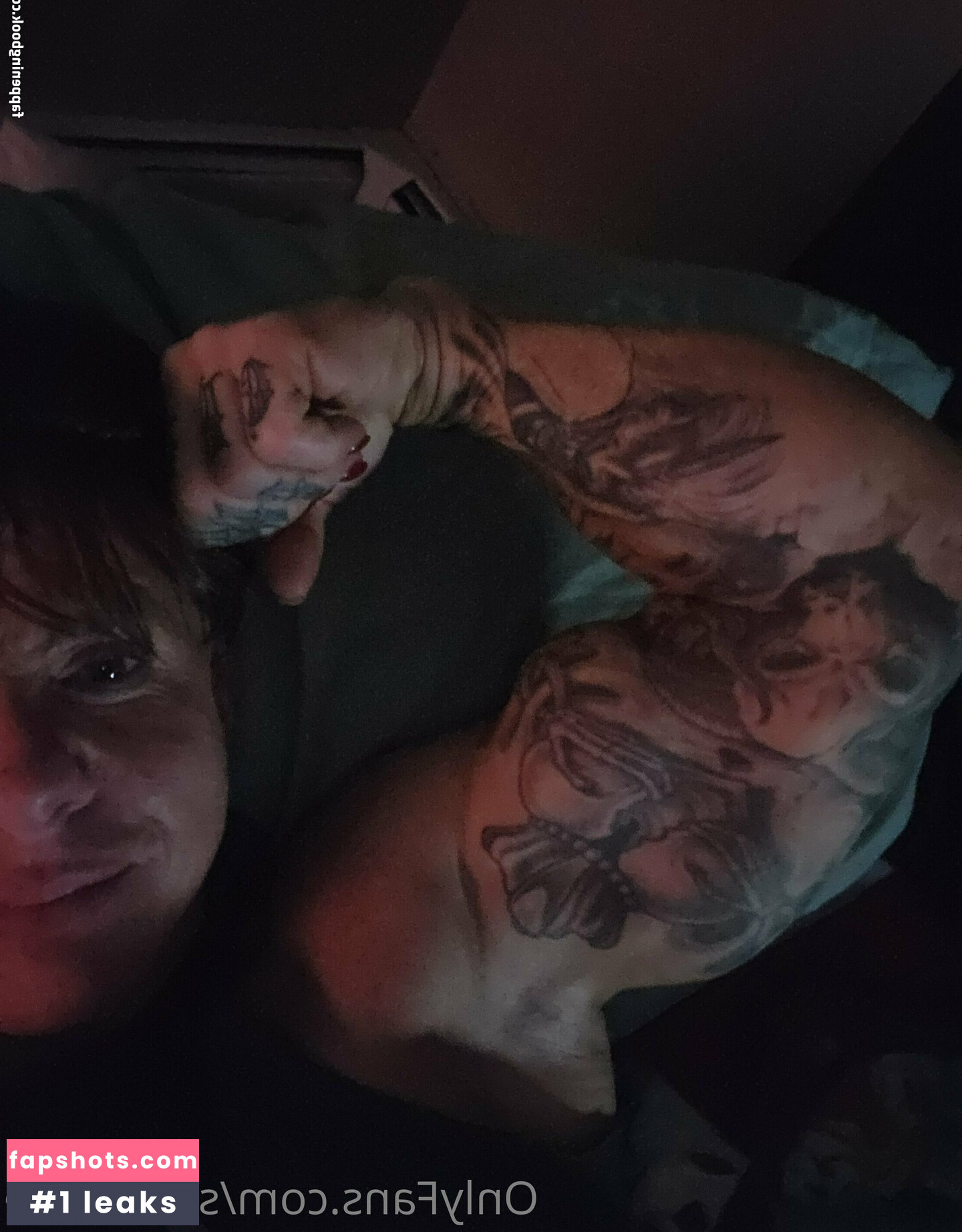 sexyswole nude babe gallery