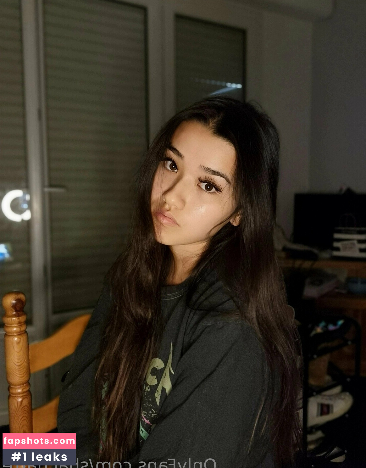 shachatte gallery photo #7