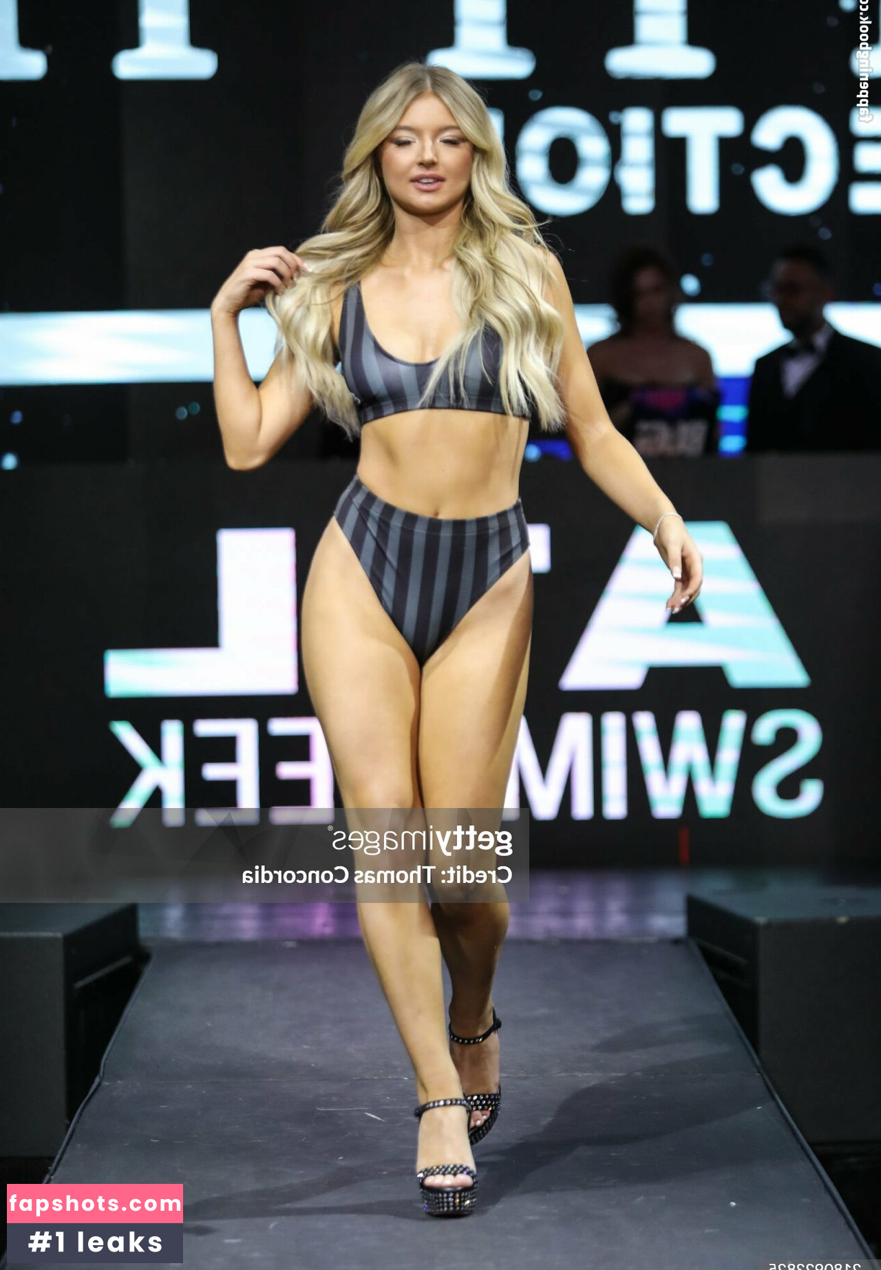 Shae Smolik gallery photo #52