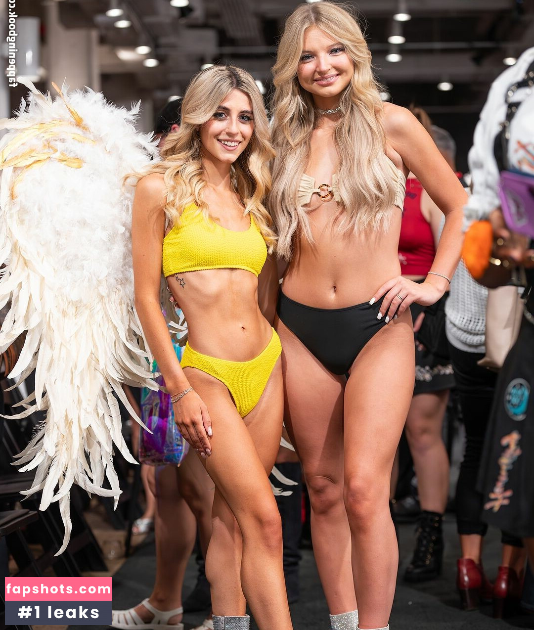 Shae Smolik gallery photo #75