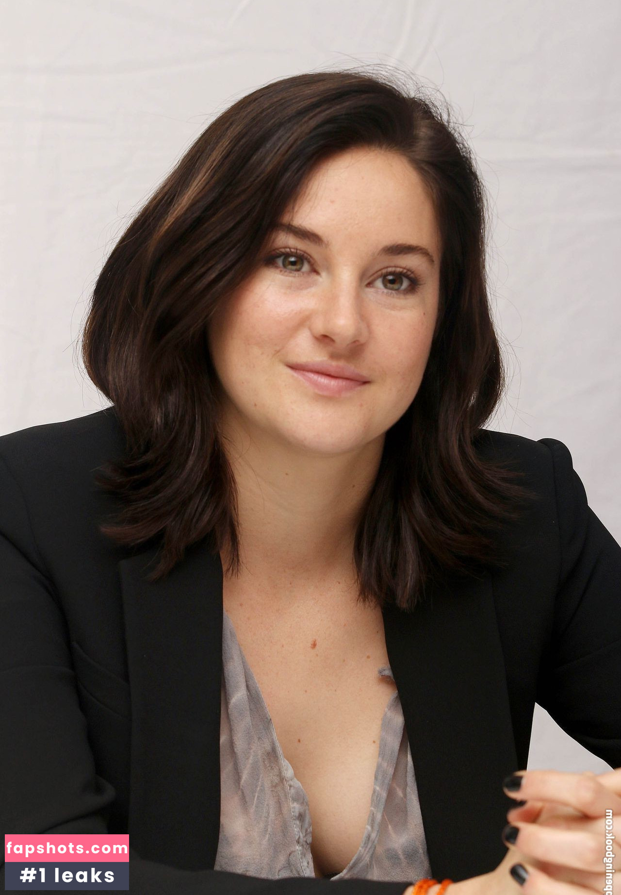 Shailene Woodley Nude Leaks OnlyFans Photos #200 - LeakJerk