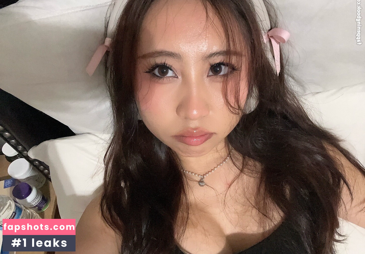 Shaina Cha gallery photo #3