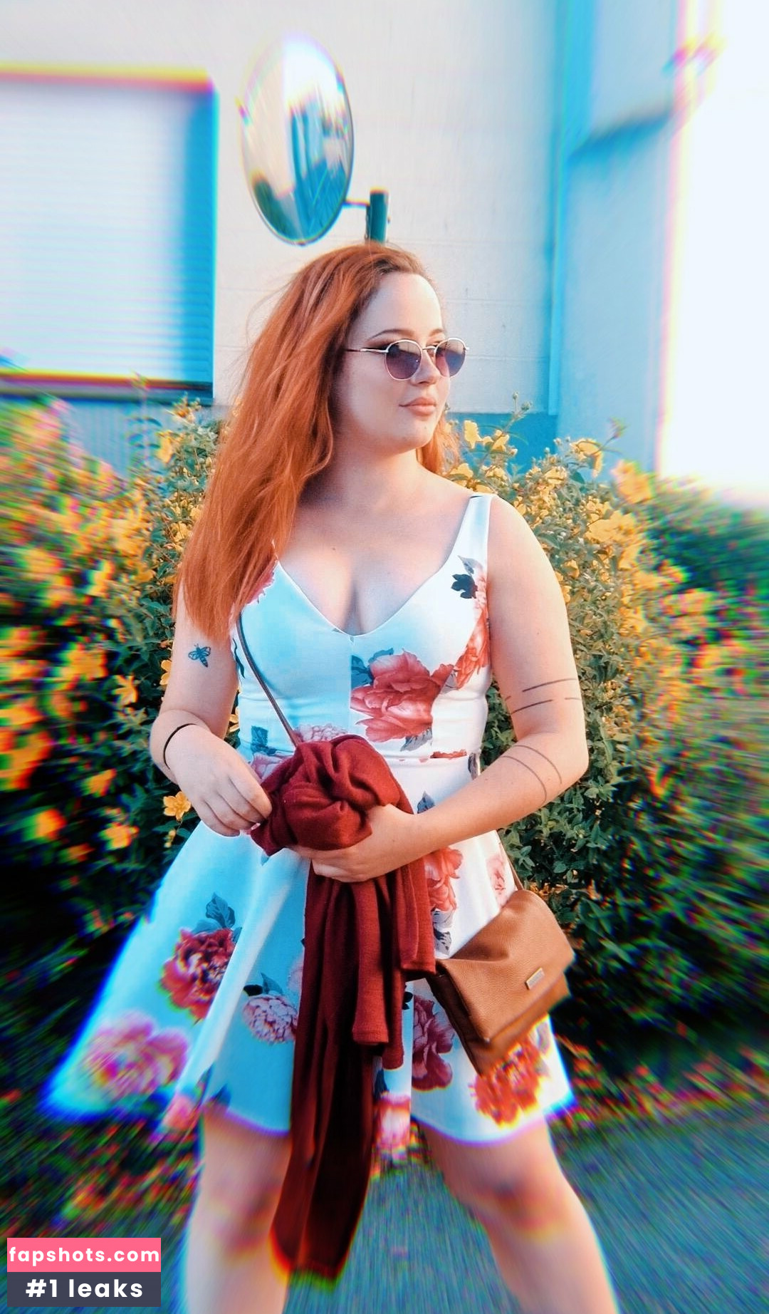 Shakaam gallery photo #26