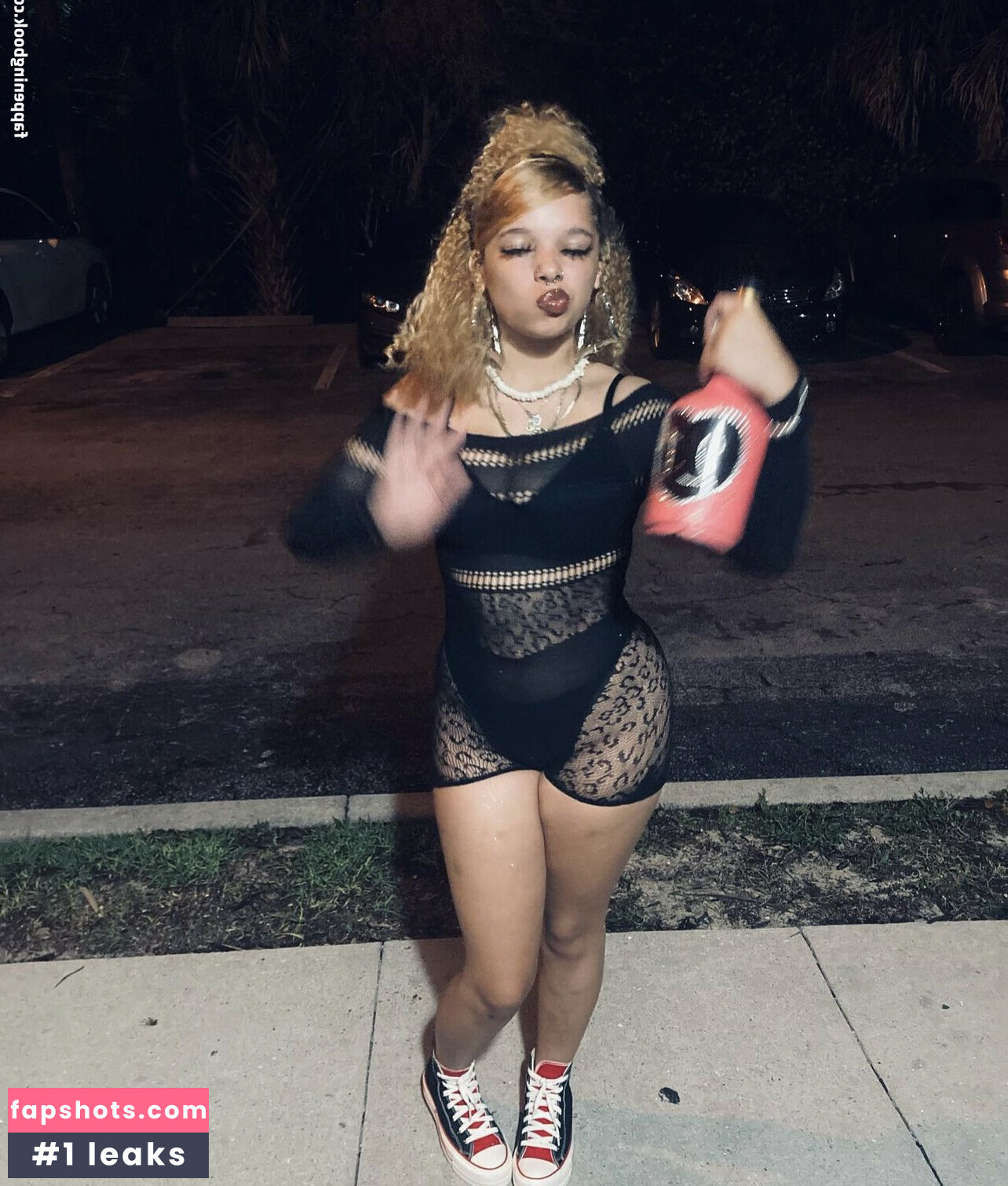 Shakera Perry gallery photo #3