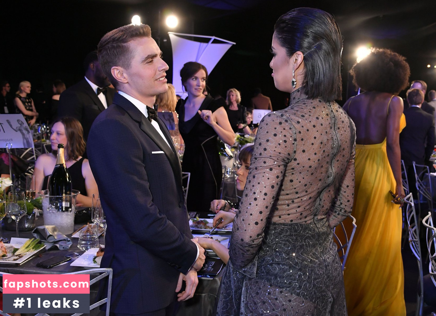 Shakira Barrera gallery photo #18