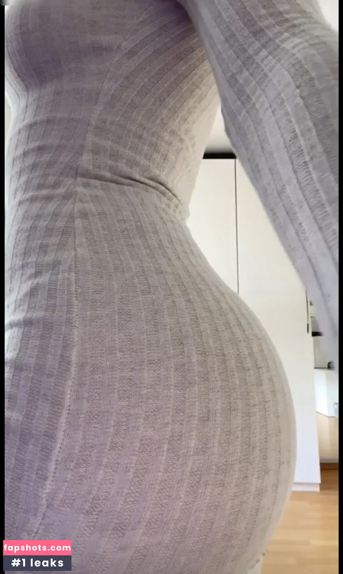 shakiravv Nude Leaks OnlyFans Photos #14 - LeakJerk