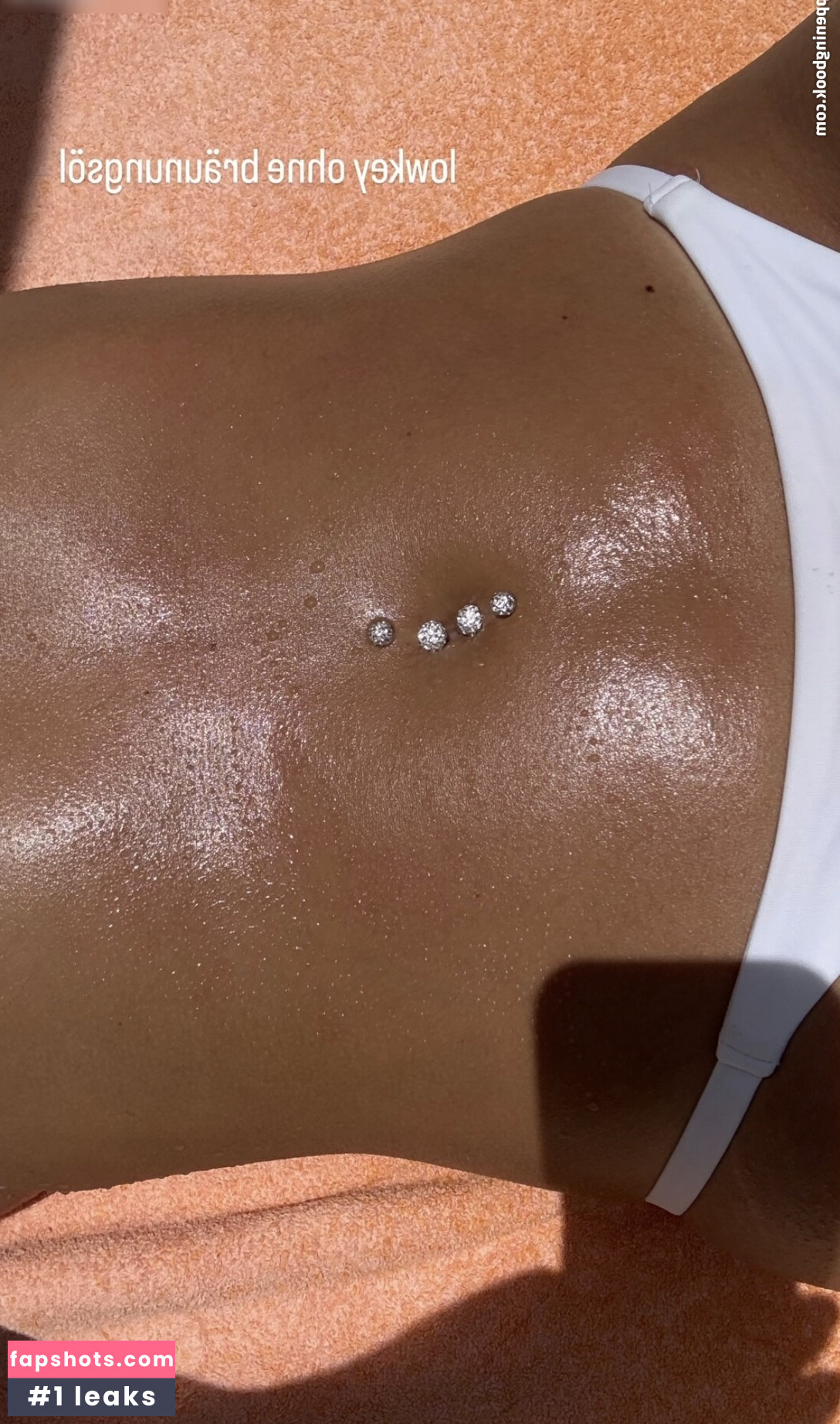 shakiravv gallery photo #6