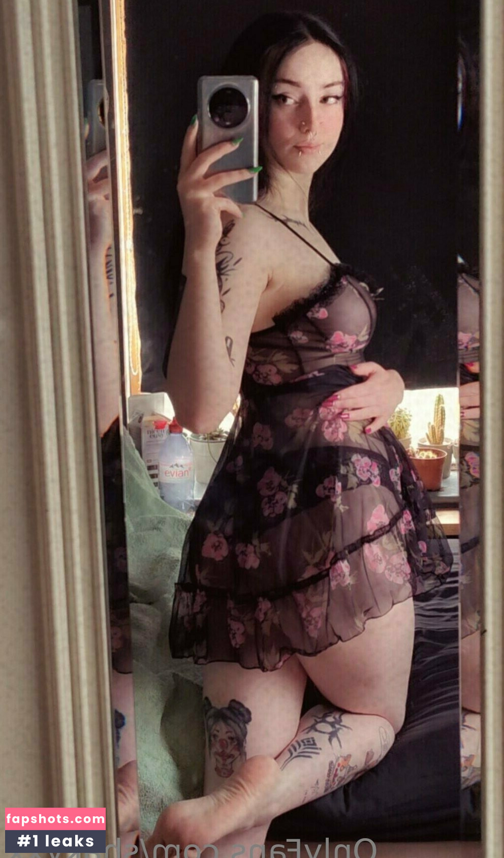 shakyxx gallery photo #25