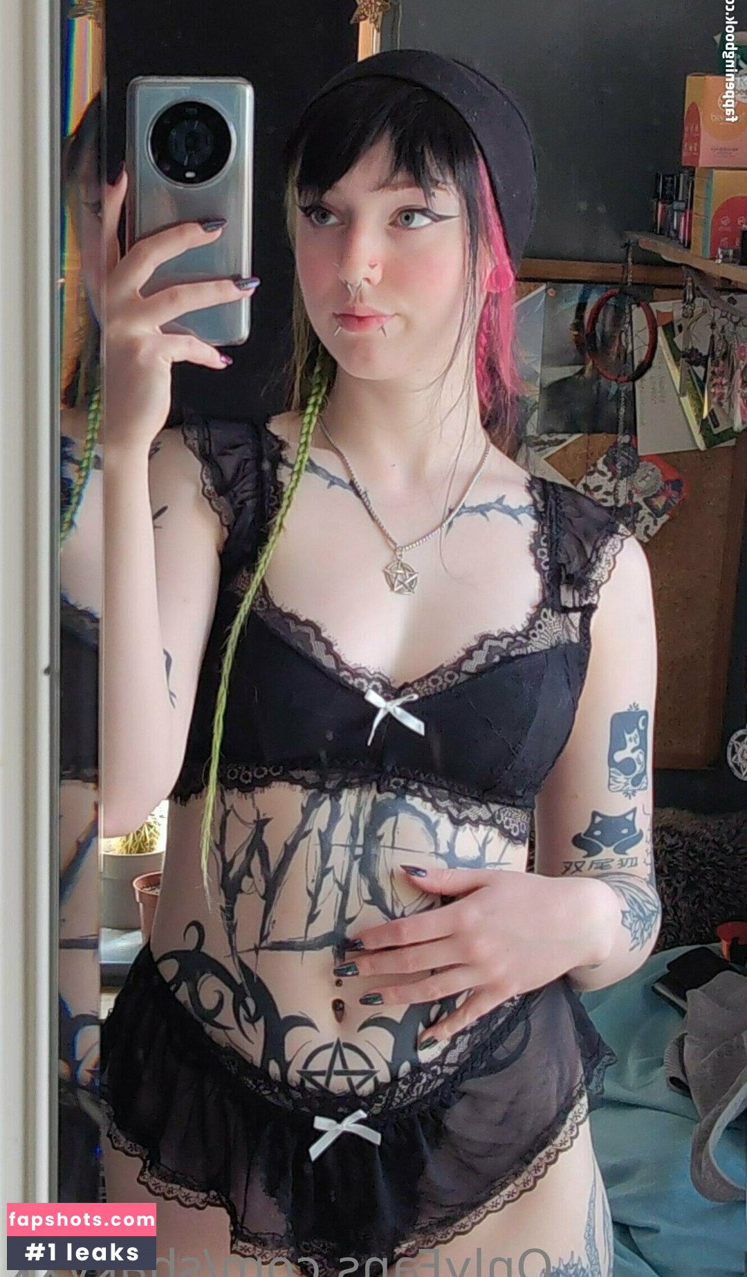 shakyxx gallery photo #29