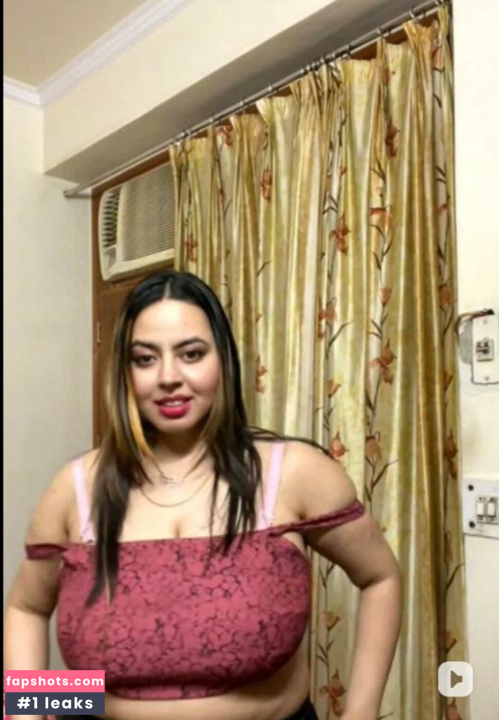 Shambhavi Sharma gallery photo #4