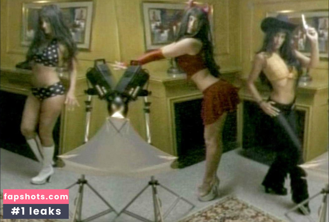 Shamila gallery photo #6