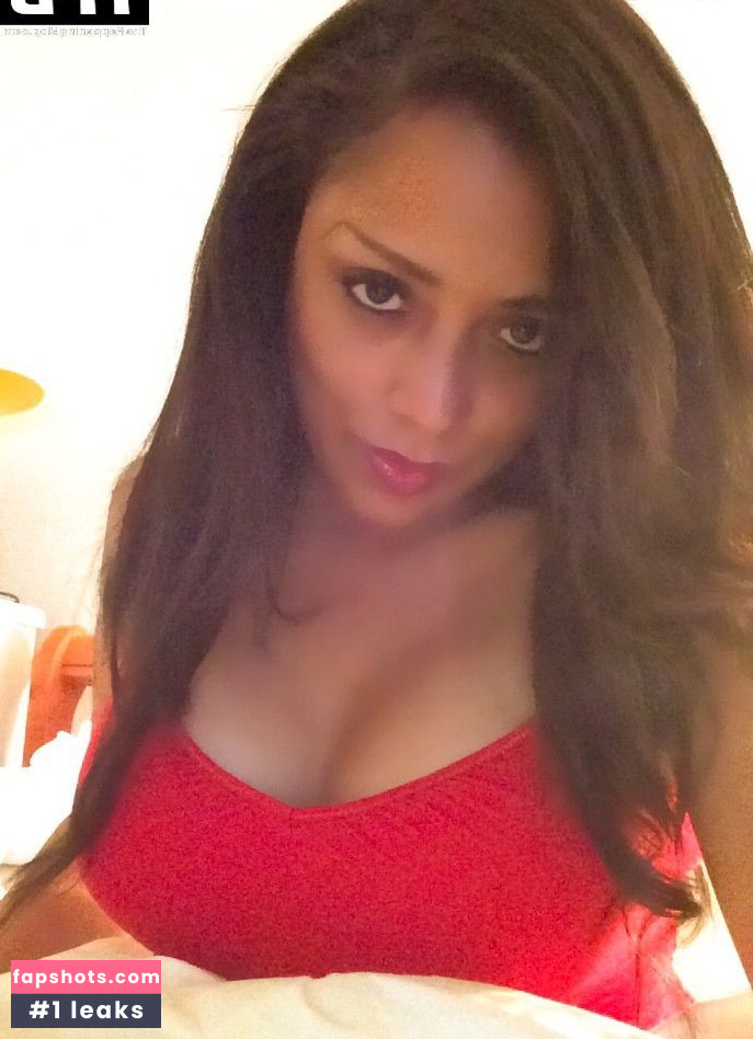 Shana Mangatal gallery photo #40