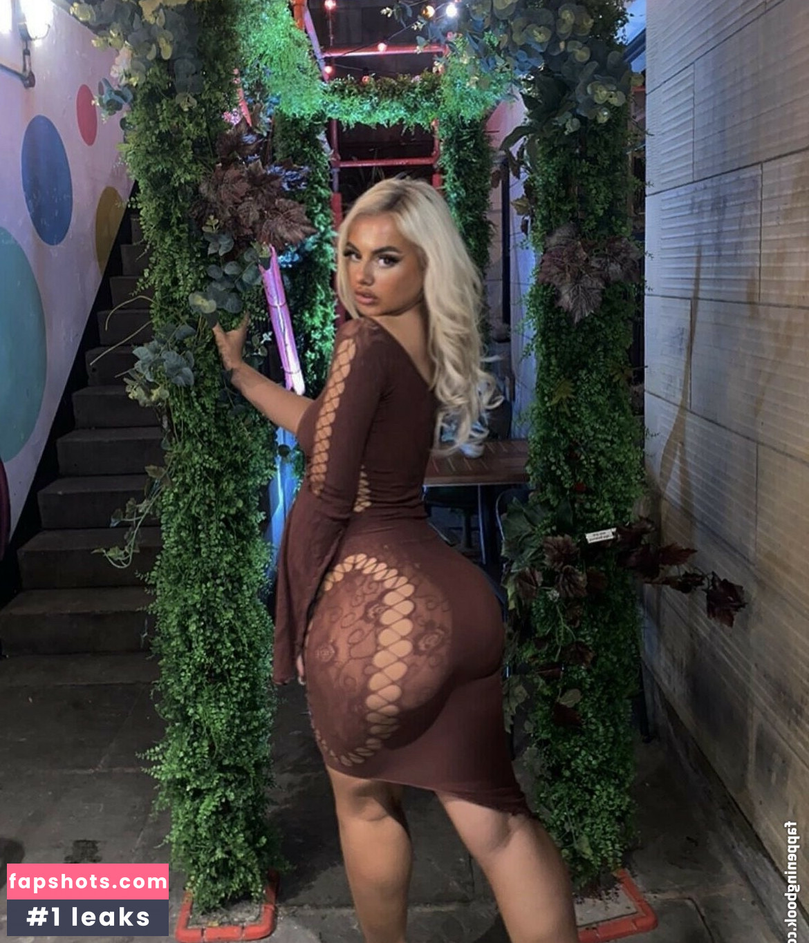 Shania Bethune gallery photo #13