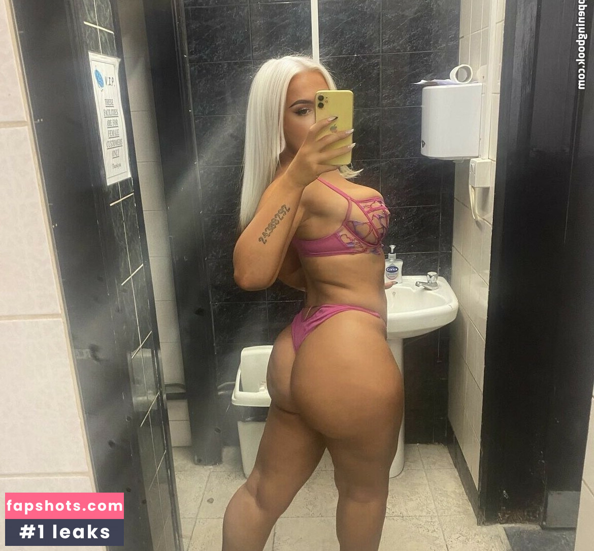 Shania Bethune Nude Leaks OnlyFans Photos #14 - LeakJerk