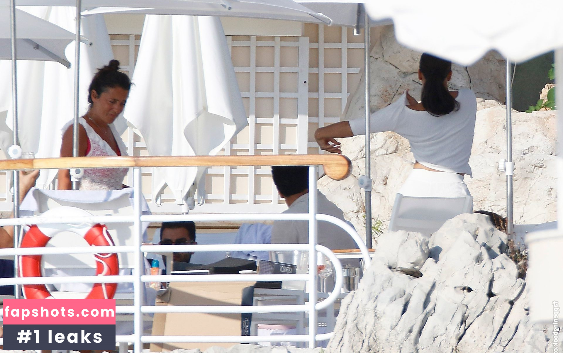 Shanina Shaik Nude Leaks OnlyFans Photos #204 - Fapshots